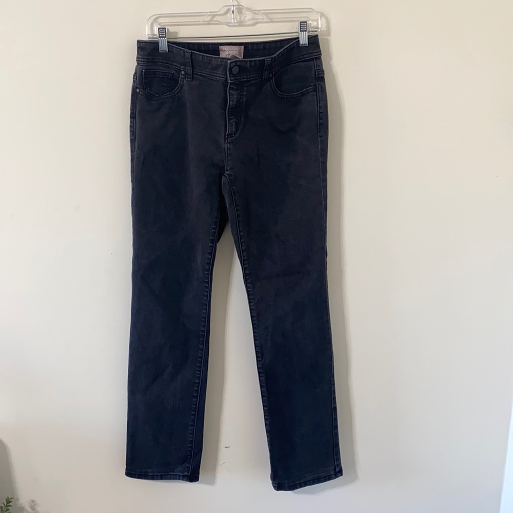 Chico’s | Black Fabulously Slimming Straight Leg Black Denim Jeans | Size 0